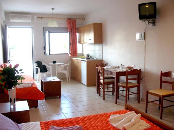 Golden Coast Seaside Apartments Ретимно Экстерьер фото