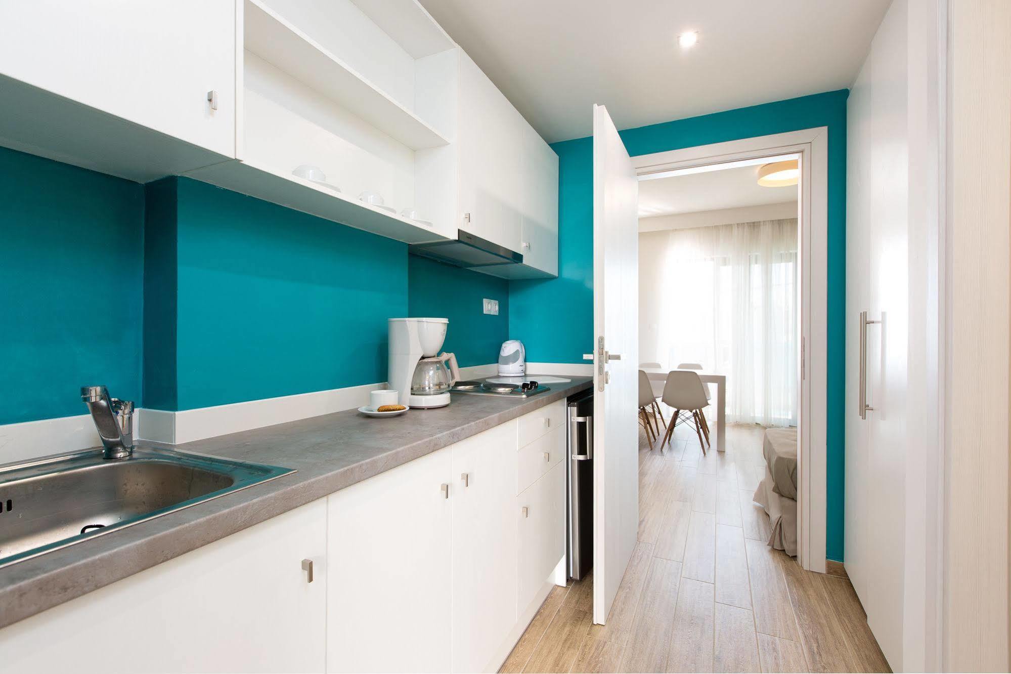 Golden Coast Seaside Apartments Ретимно Экстерьер фото